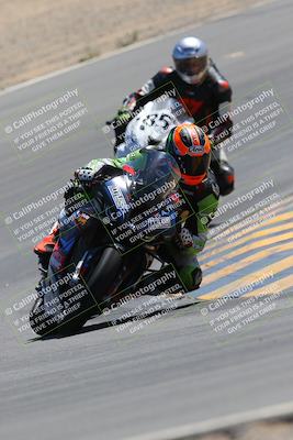 media/Apr-09-2023-SoCal Trackdays (Sun) [[333f347954]]/Turn 10 (115pm)/